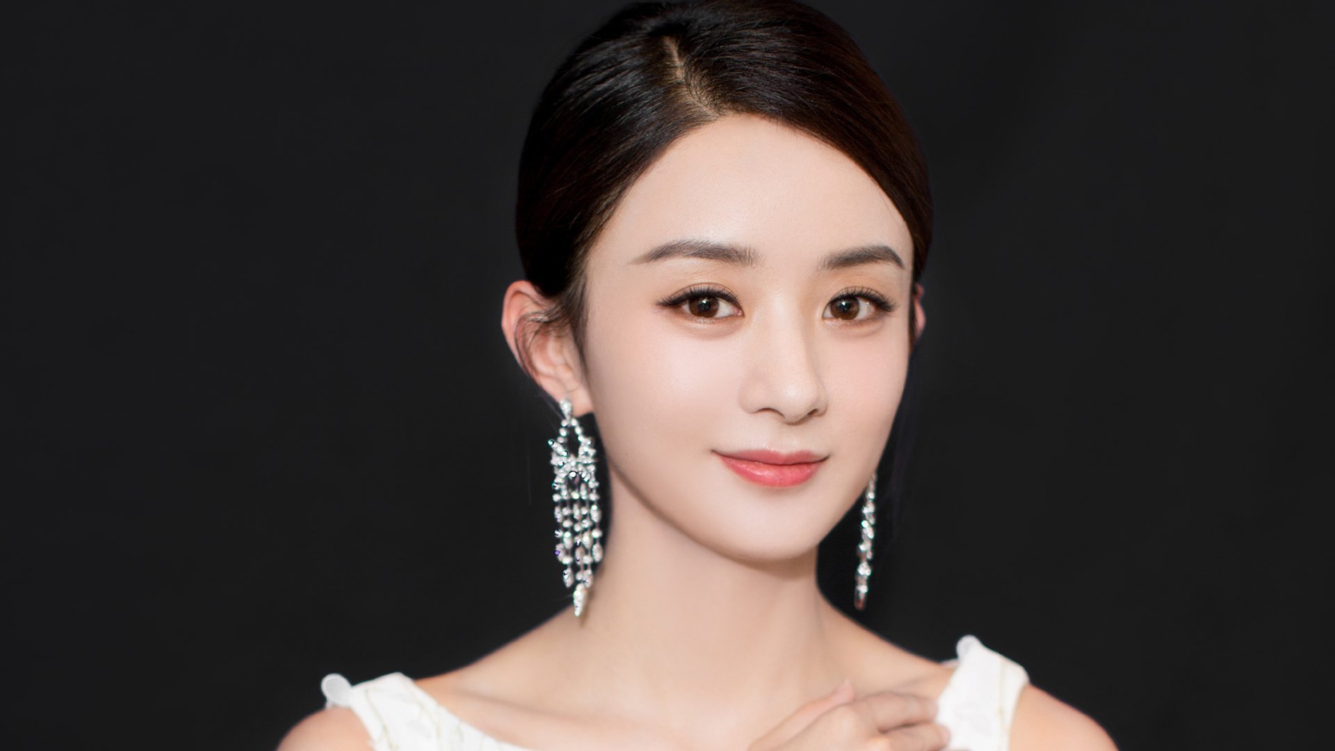 替补中锋是否应具备不同风格冲击力，替补中锋号码