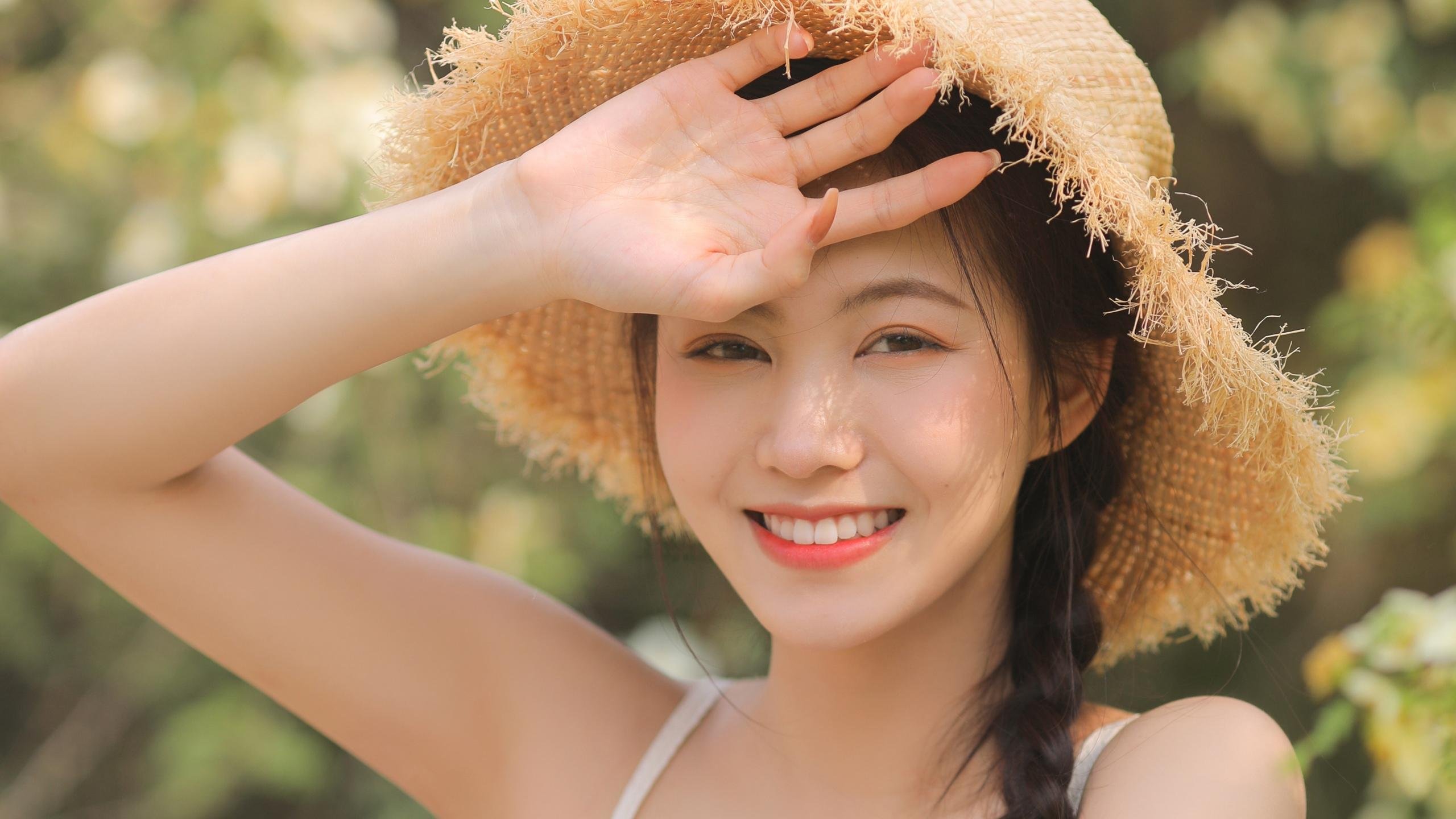 选手激情豪放，女足比赛赛季隆重揭幕，女足比赛现场